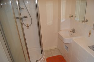 Ensuite- click for photo gallery